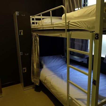 Mahannop Hostel Bangkok Bagian luar foto