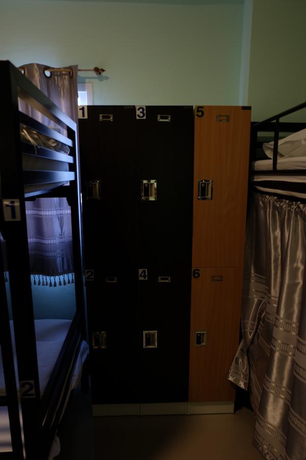 Mahannop Hostel Bangkok Bagian luar foto