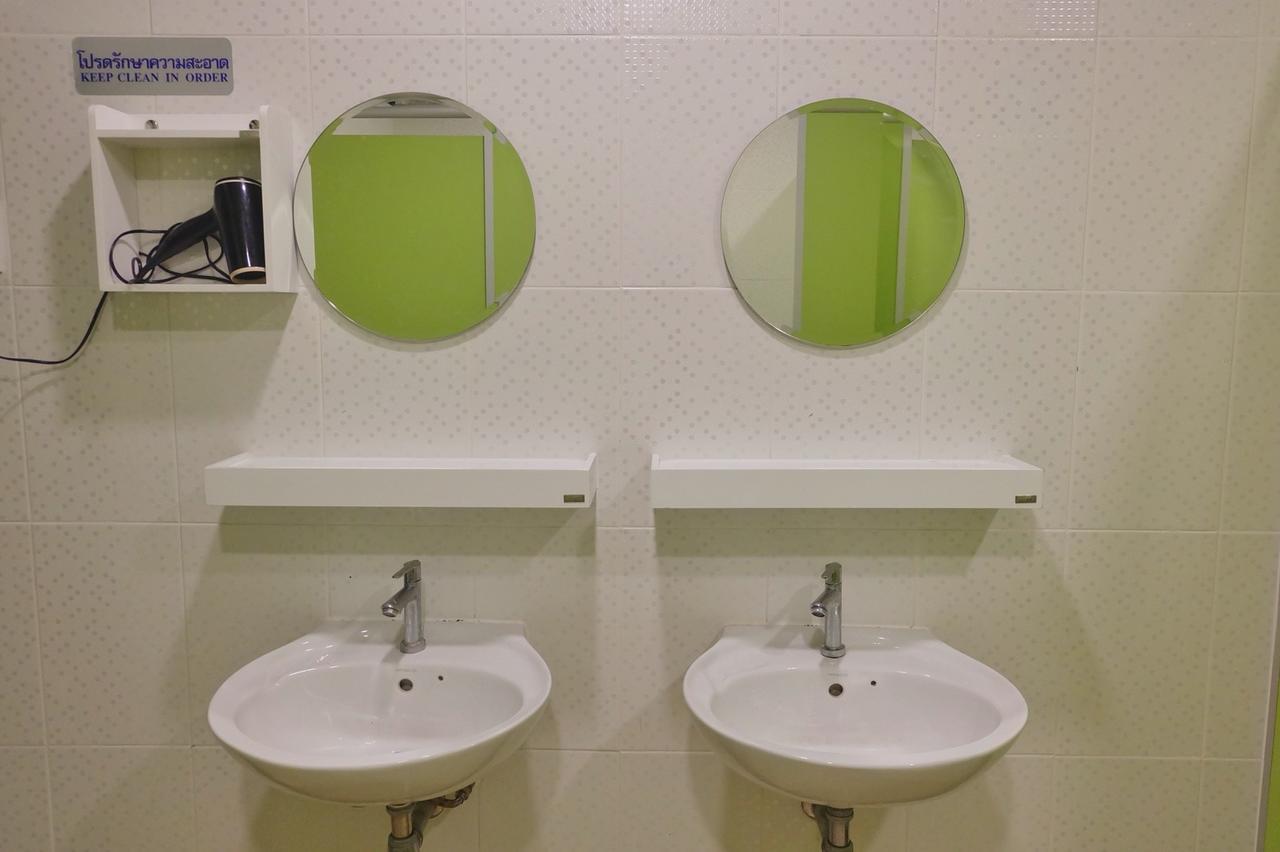 Mahannop Hostel Bangkok Bagian luar foto