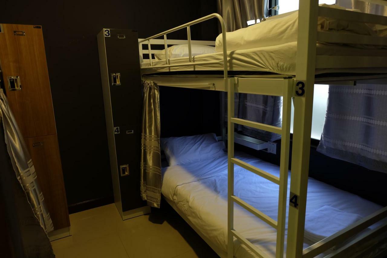 Mahannop Hostel Bangkok Bagian luar foto