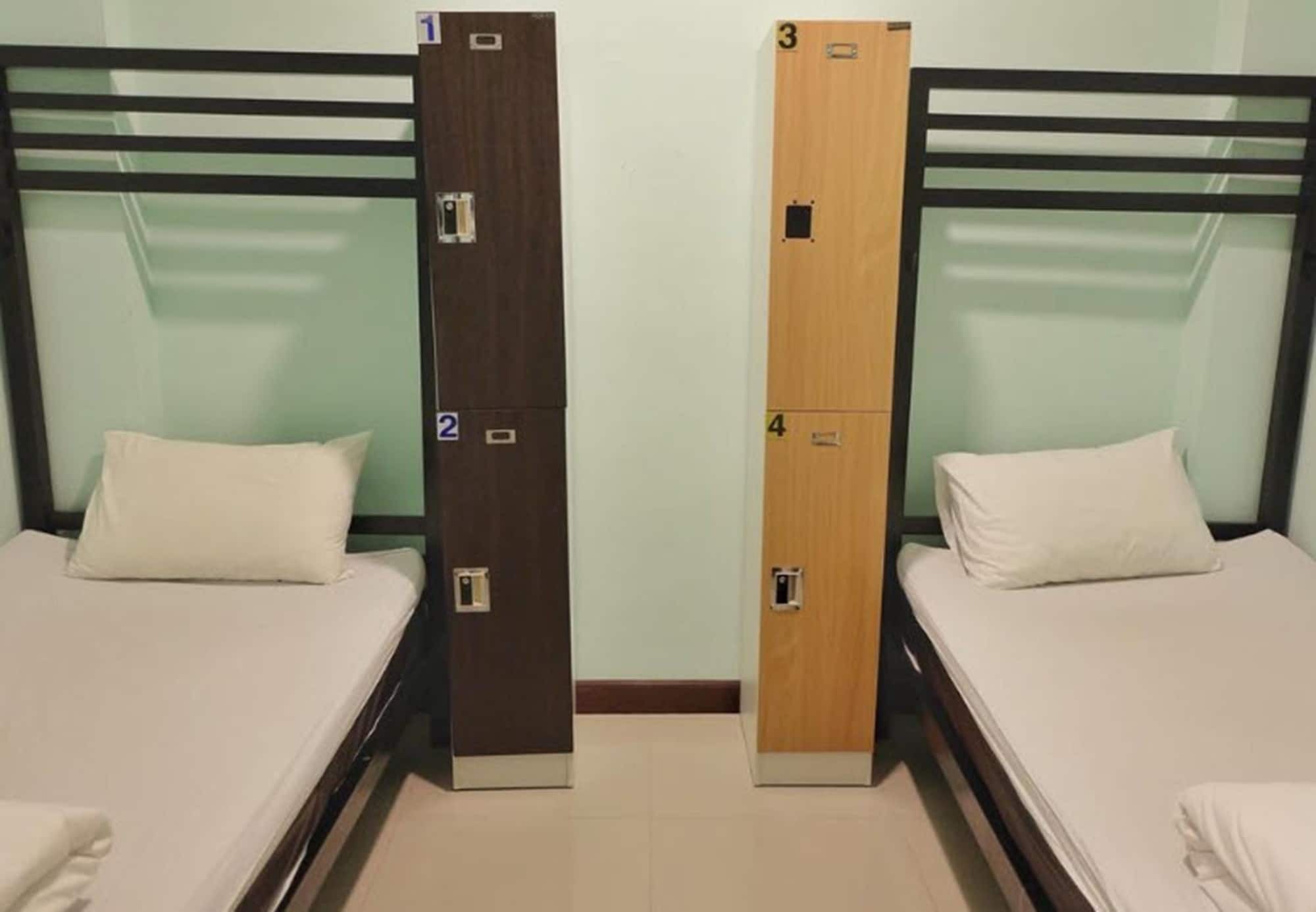 Mahannop Hostel Bangkok Bagian luar foto