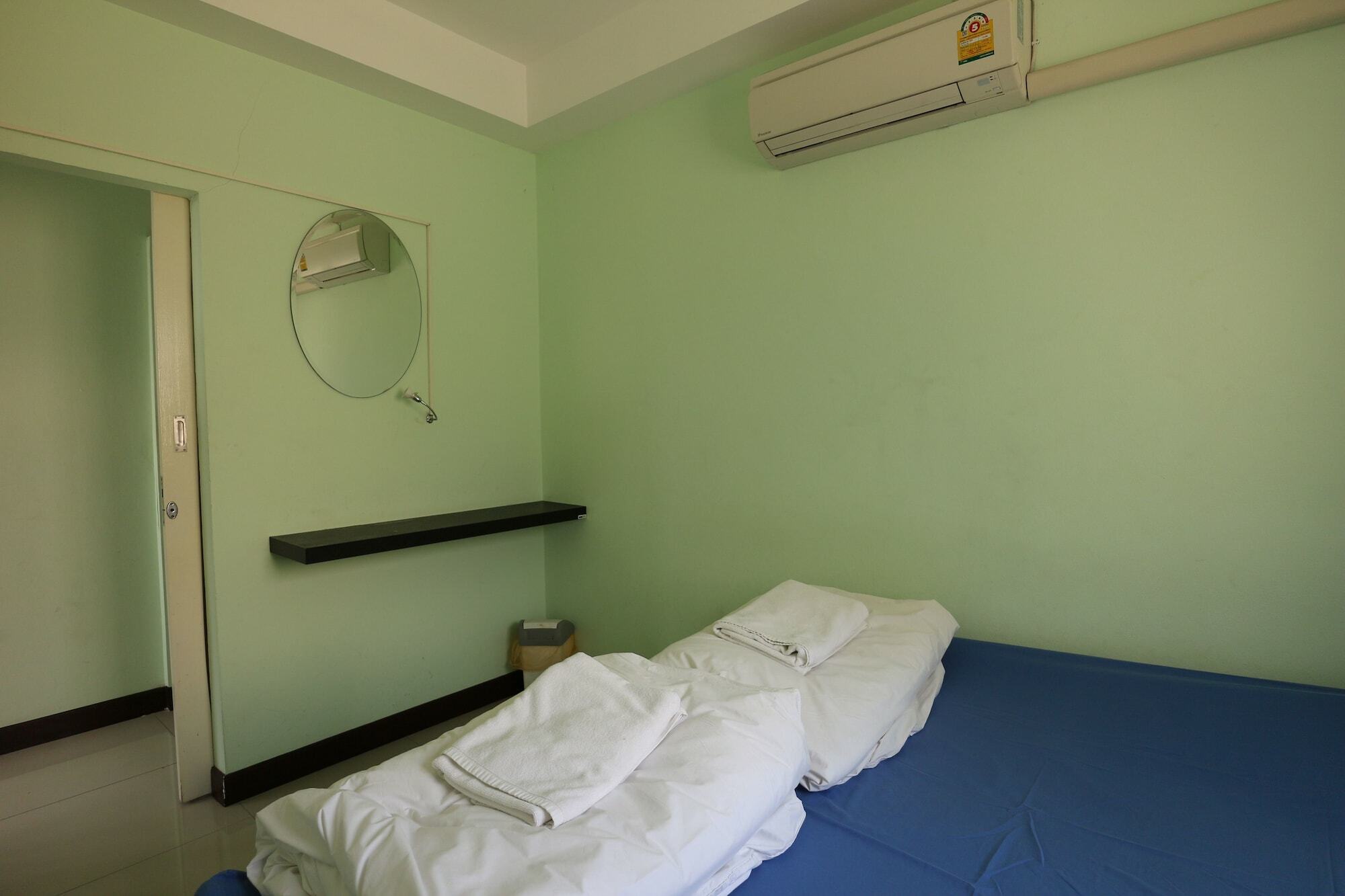 Mahannop Hostel Bangkok Bagian luar foto